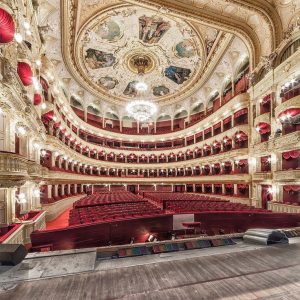 کاخ اپرای گارنیه پاریس